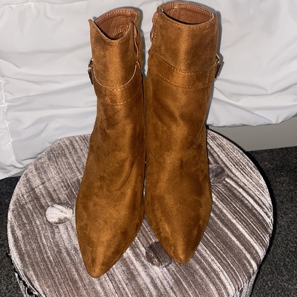 Ankle booties - Picture 3 of 6